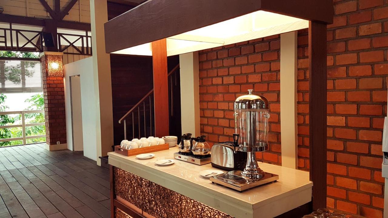 Sienna Resort Maratua Island Экстерьер фото