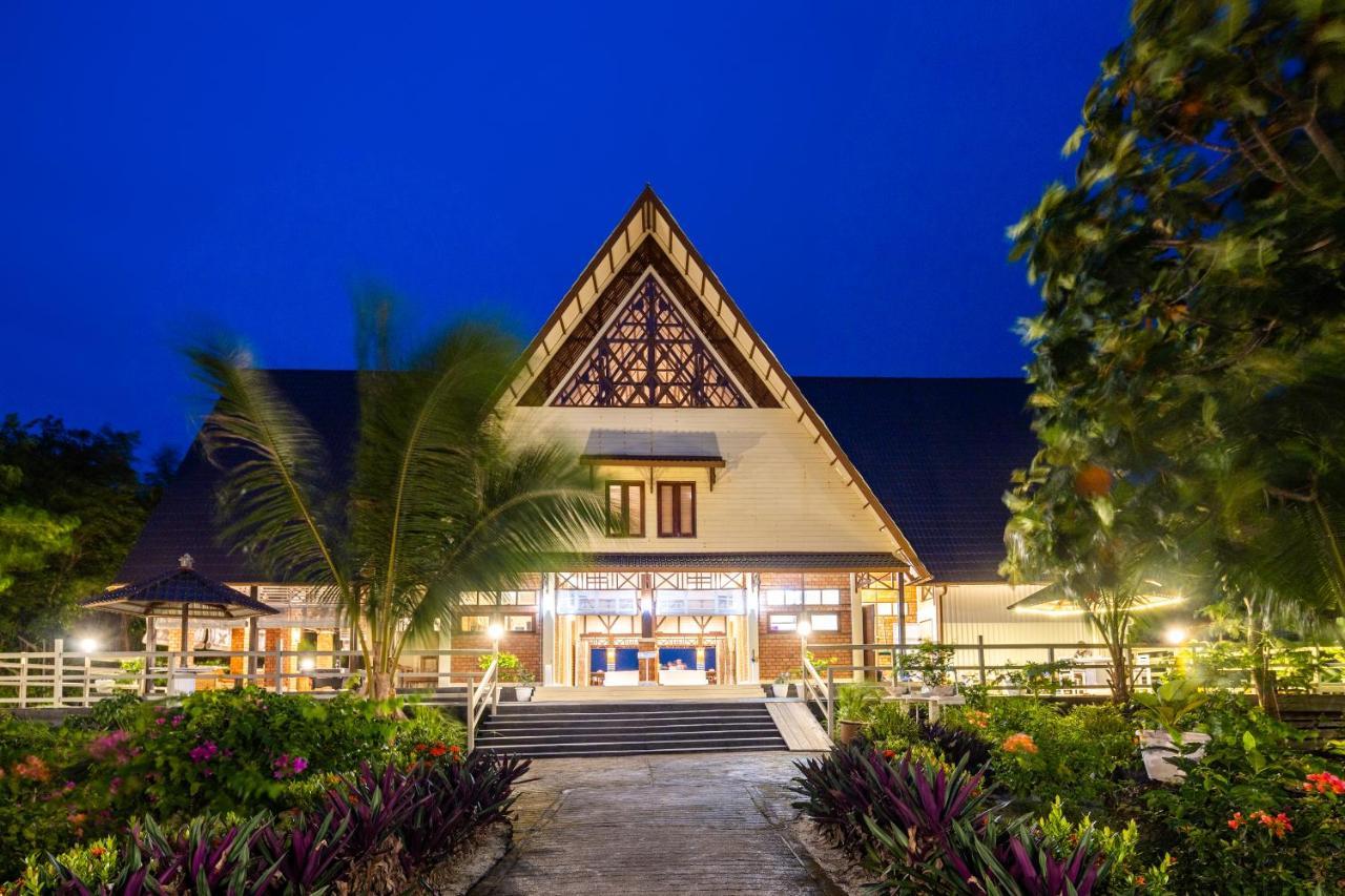 Sienna Resort Maratua Island Экстерьер фото